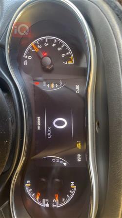 جیپ گراند شیرۆکی